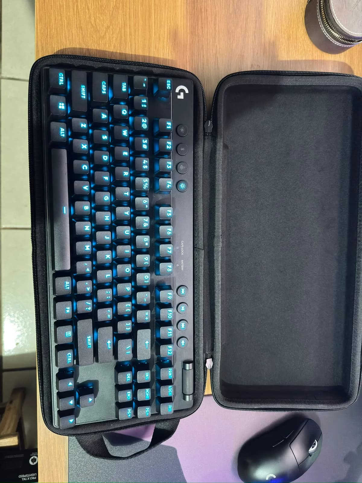 Teclado Logitech G PRO X TKL, seminovo